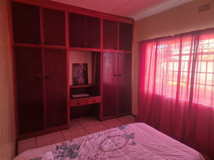 4 Bedroom Property for Sale in Upington Rural Northern Cape